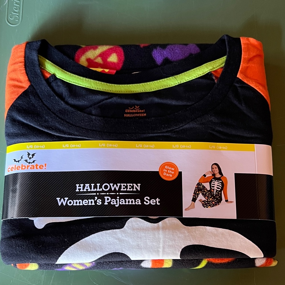 Halloween Women's Pajama Set - Black and Orange